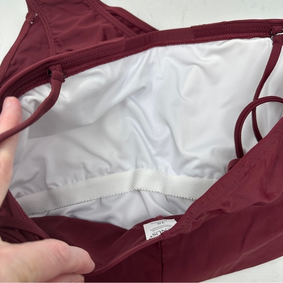 Venus Size 10 Merlot NWOT One Piece  Swimsuit Removable Straps Sexy Beach Cruise - Picture 8 of 10